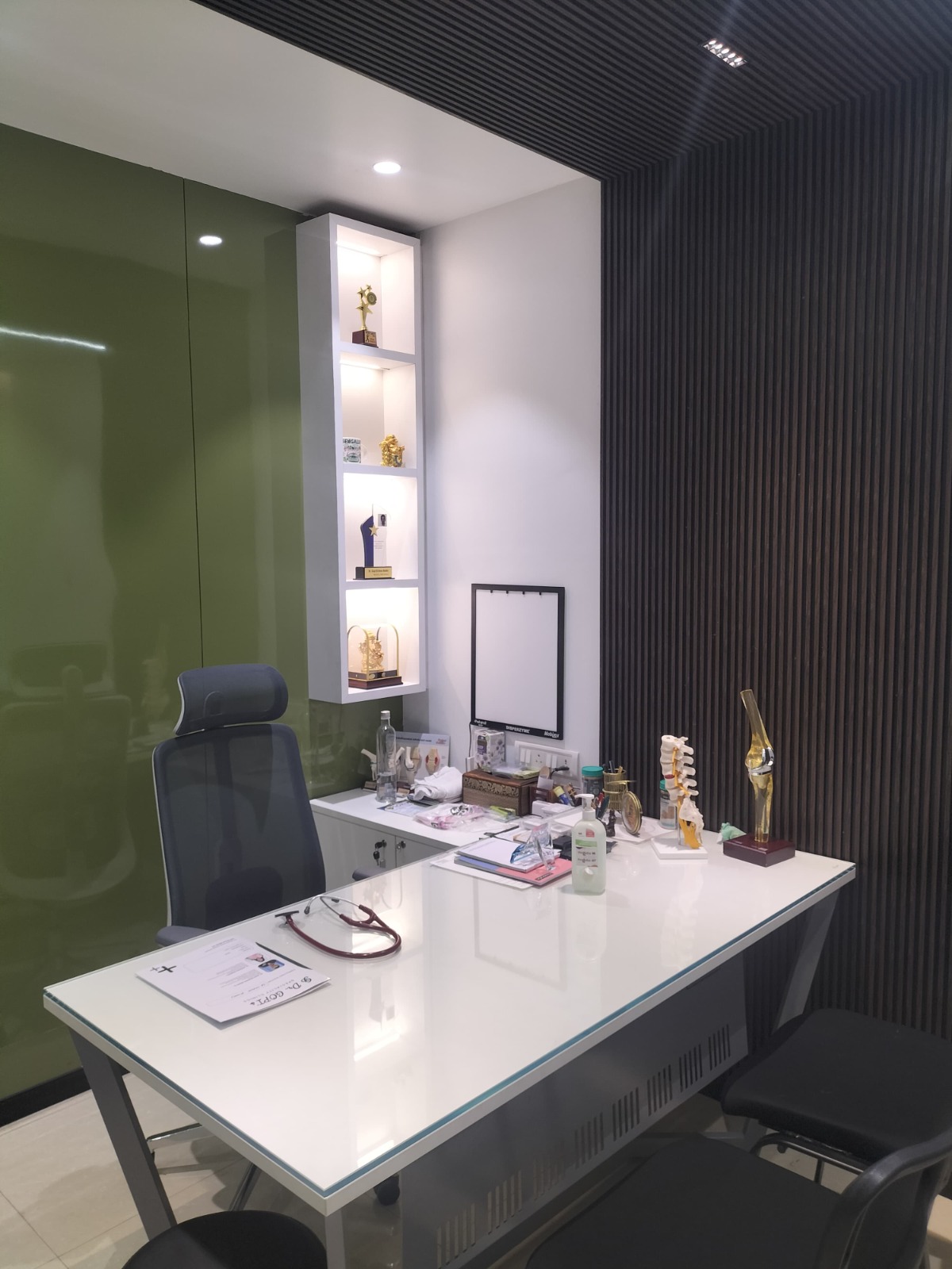 clinic-doctors-chamber