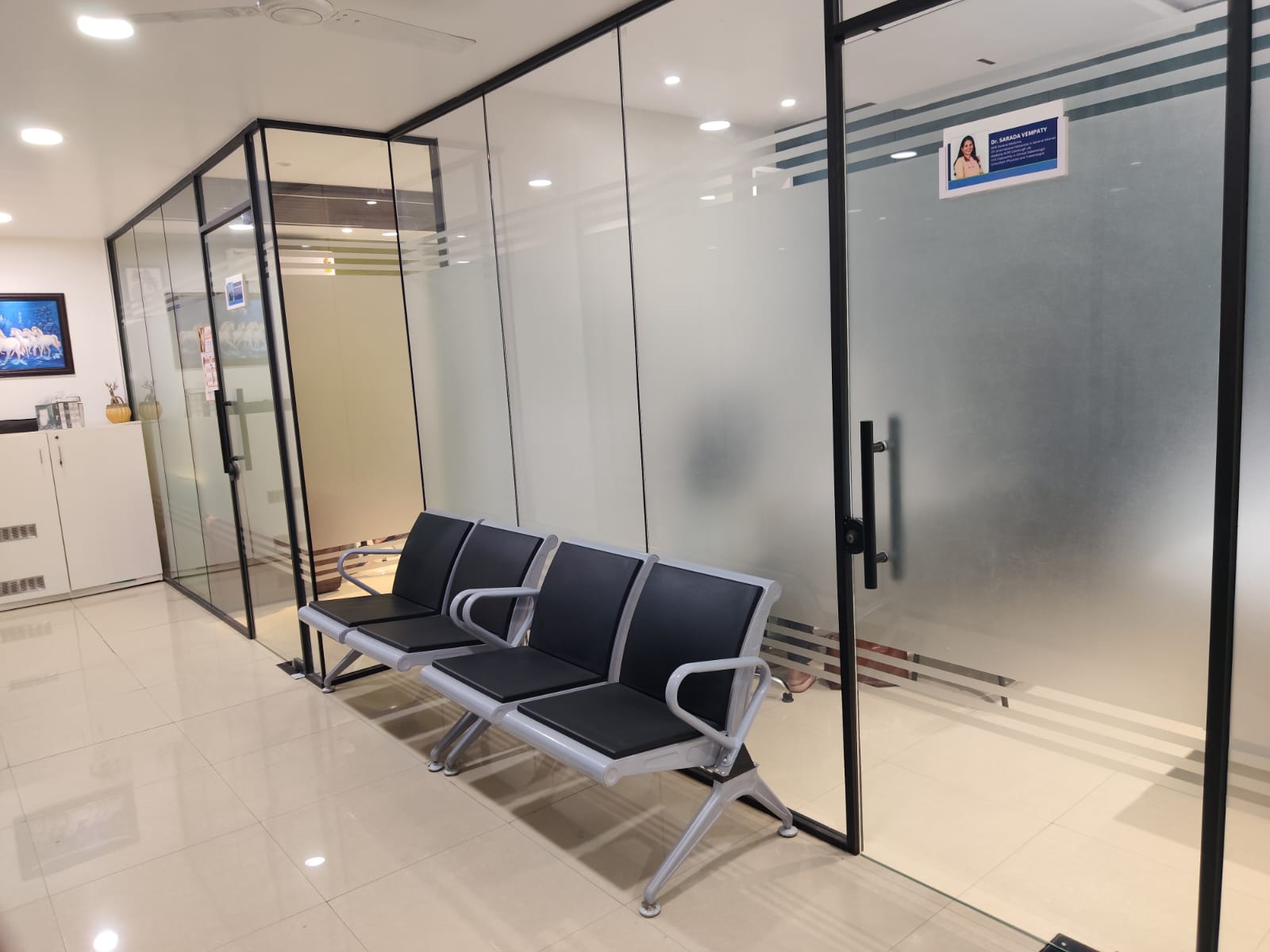 clinic-seating-area (1)